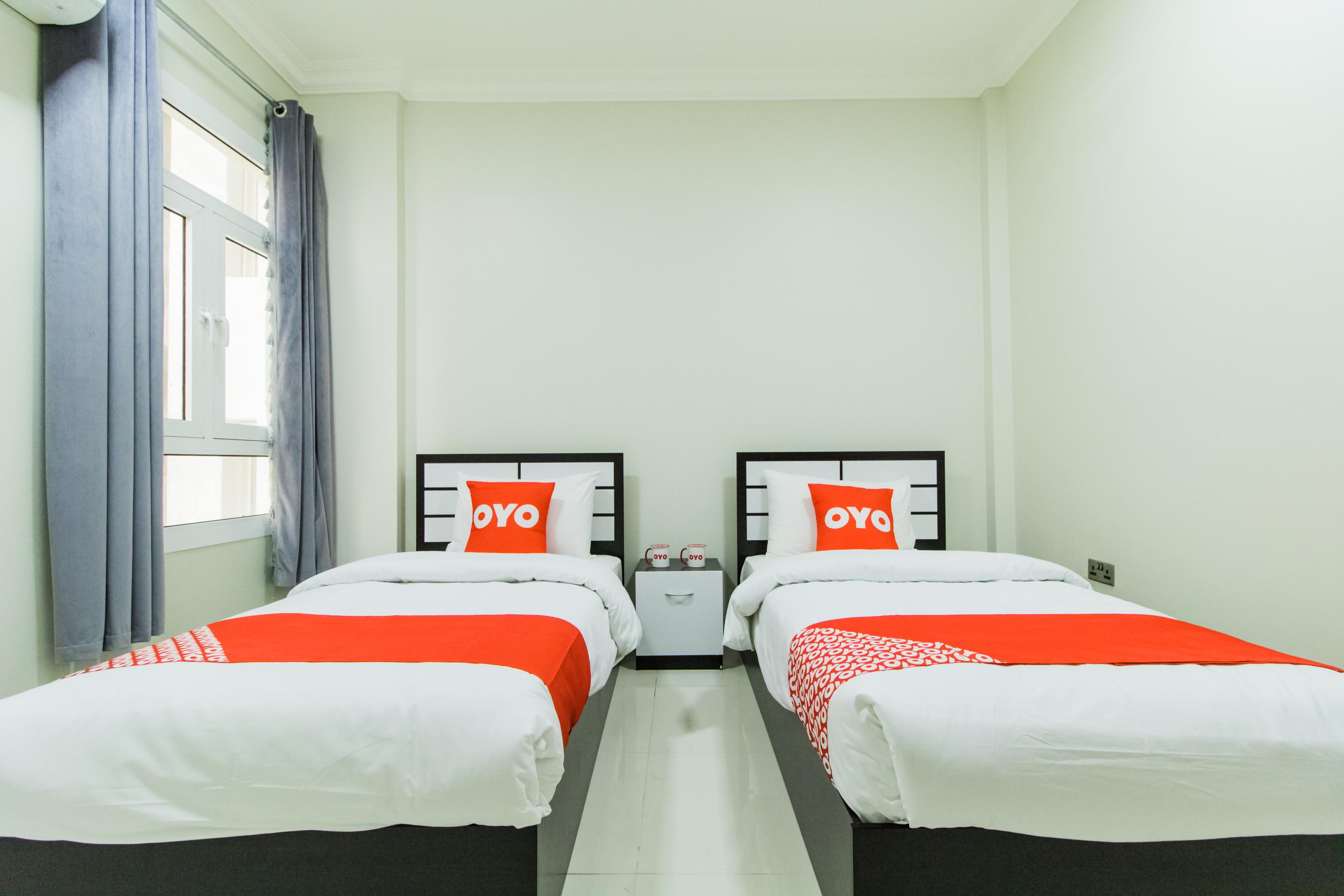 Super Oyo 106 Muscat Grand Hotel Apartment Seeb Exterior photo