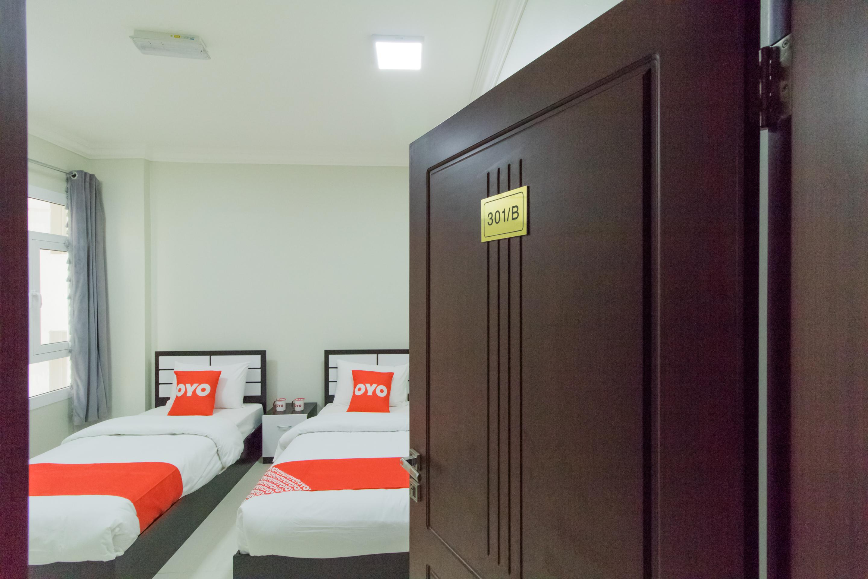 Super Oyo 106 Muscat Grand Hotel Apartment Seeb Exterior photo