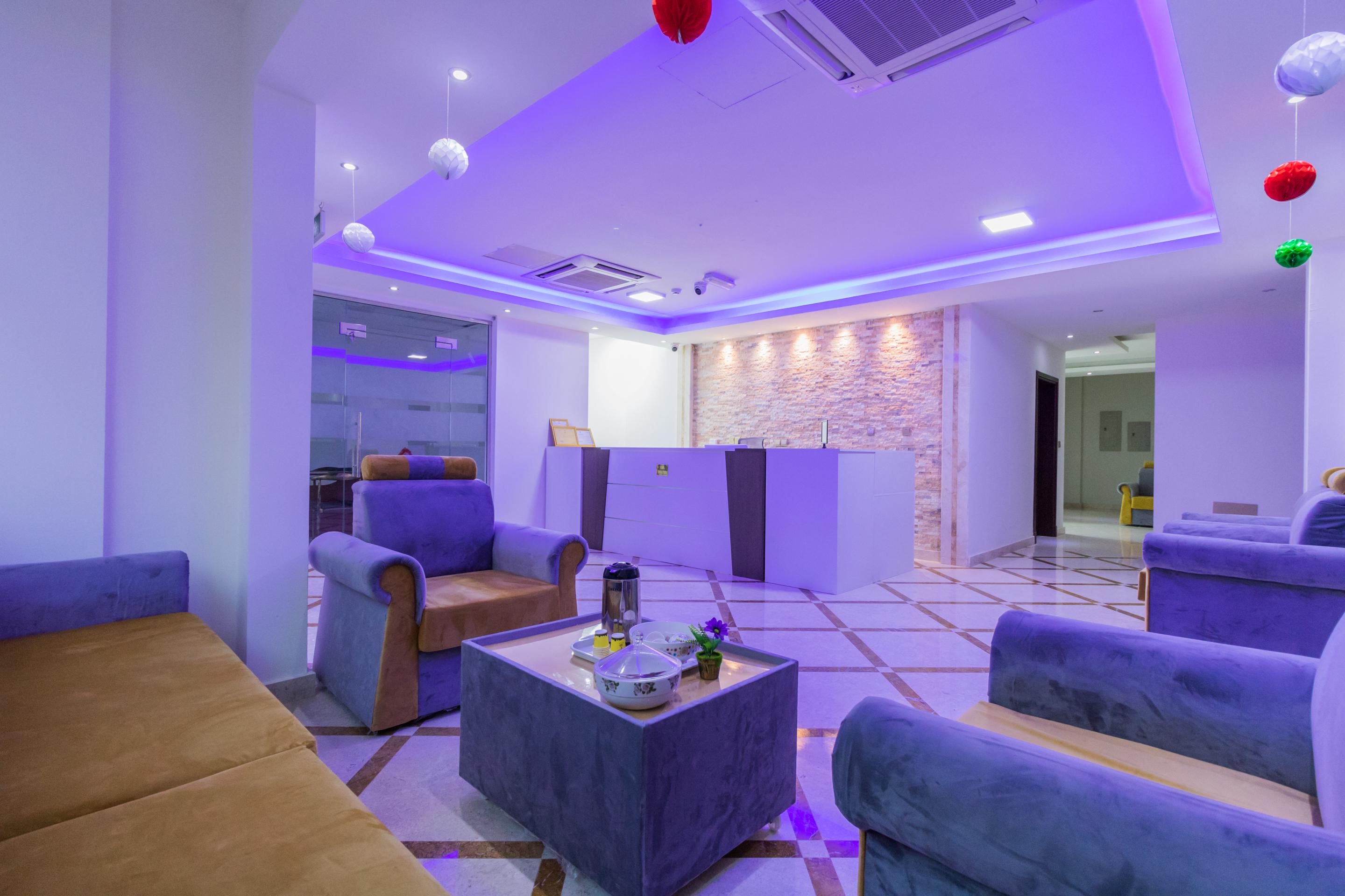 Super Oyo 106 Muscat Grand Hotel Apartment Seeb Exterior photo
