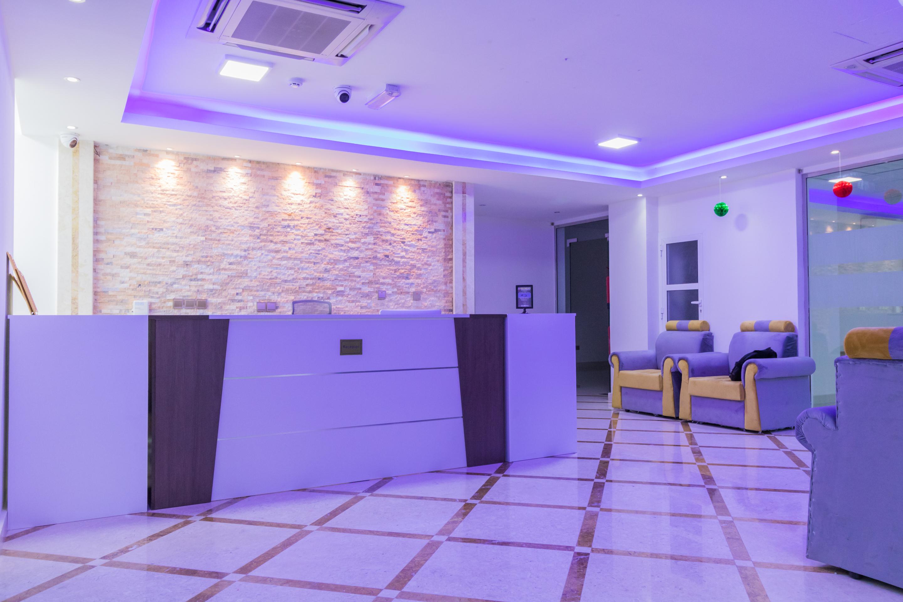 Super Oyo 106 Muscat Grand Hotel Apartment Seeb Exterior photo