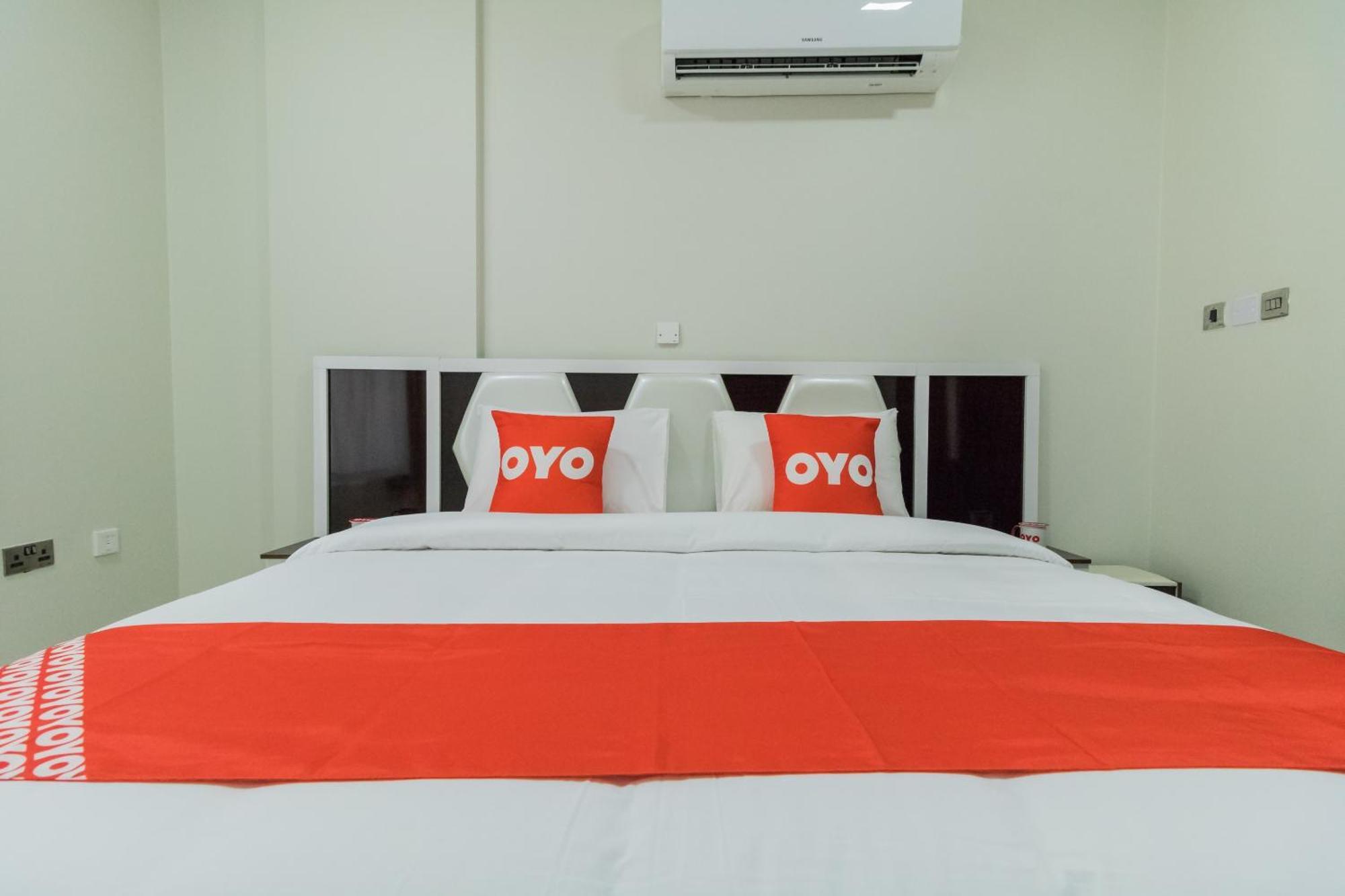 Super Oyo 106 Muscat Grand Hotel Apartment Seeb Exterior photo