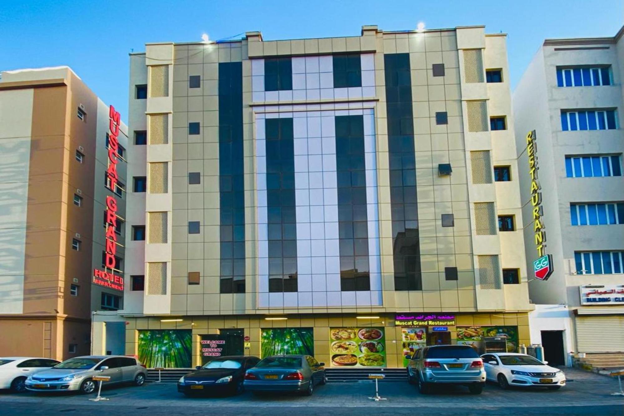 Super Oyo 106 Muscat Grand Hotel Apartment Seeb Exterior photo