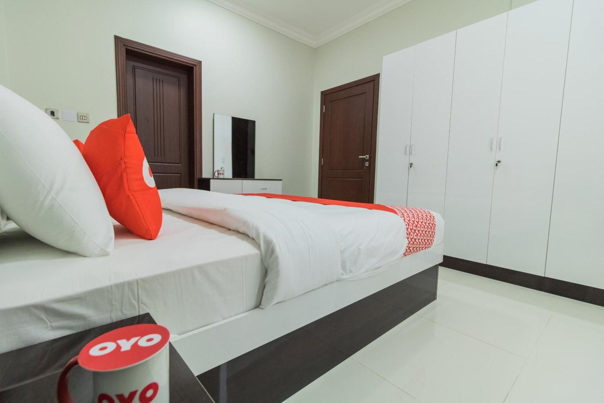 Super Oyo 106 Muscat Grand Hotel Apartment Seeb Exterior photo