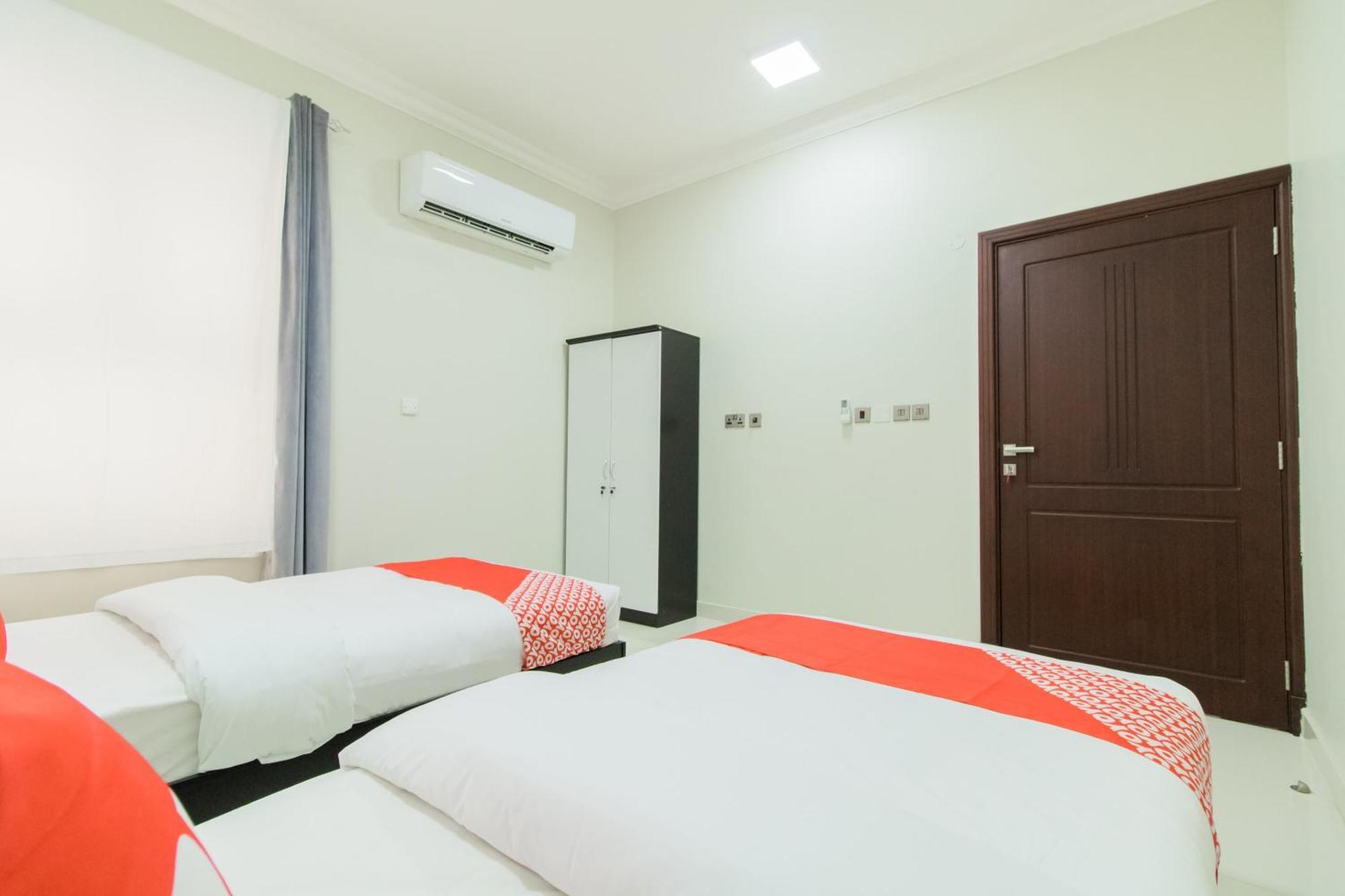 Super Oyo 106 Muscat Grand Hotel Apartment Seeb Exterior photo