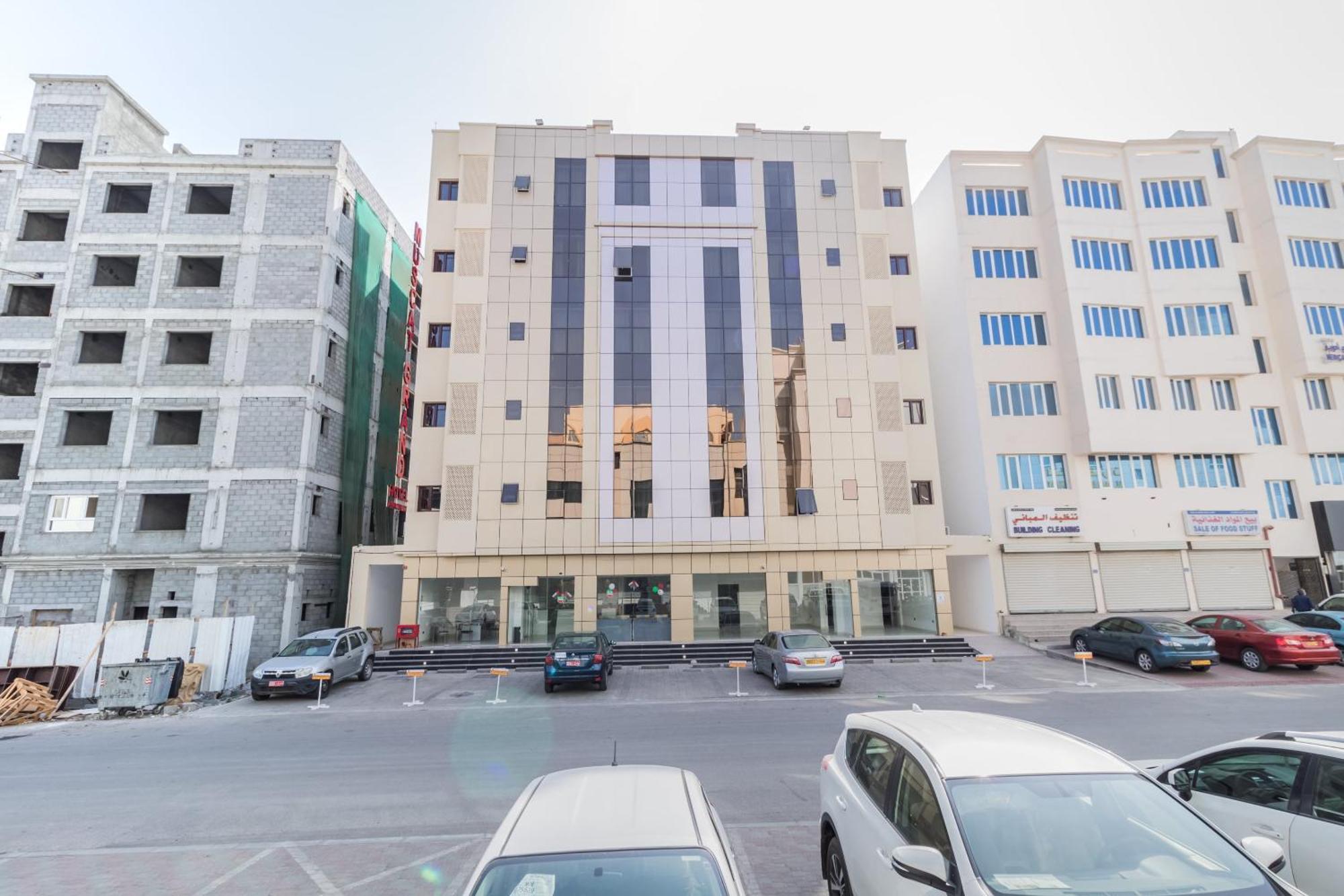 Super Oyo 106 Muscat Grand Hotel Apartment Seeb Exterior photo
