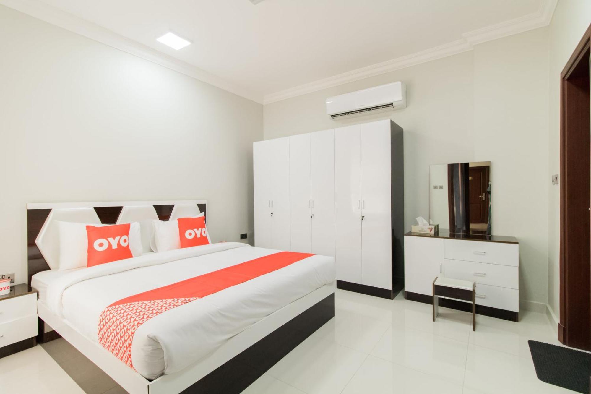 Super Oyo 106 Muscat Grand Hotel Apartment Seeb Exterior photo